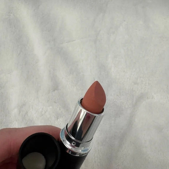 🌺MAC Cosmetics Silky Matte Lipstick - Honey Love - Picture 4 of 8